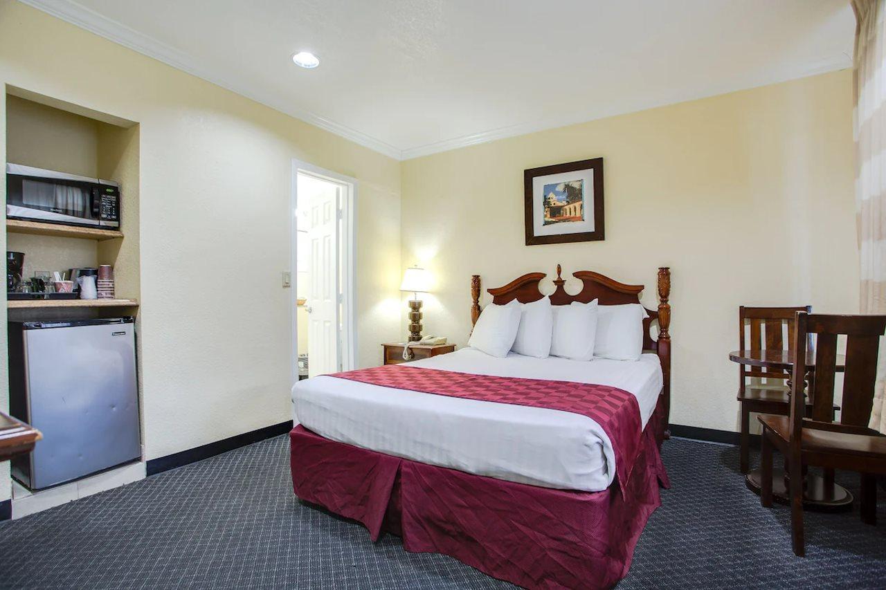 Best Inn & Suites Buena Park Eksteriør billede