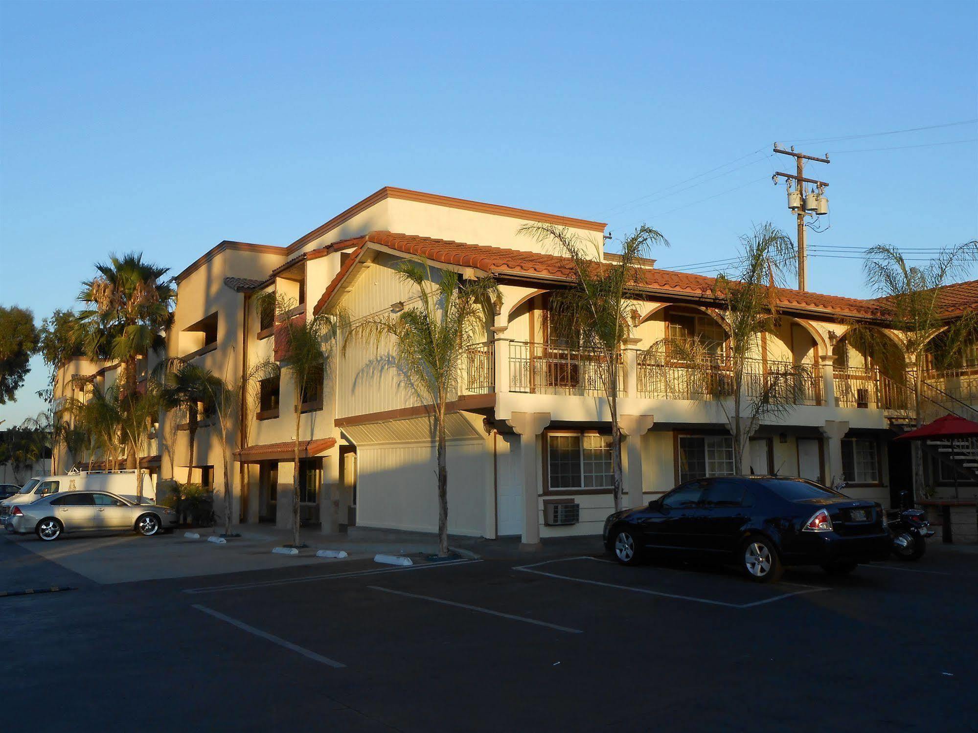 Best Inn & Suites Buena Park Eksteriør billede