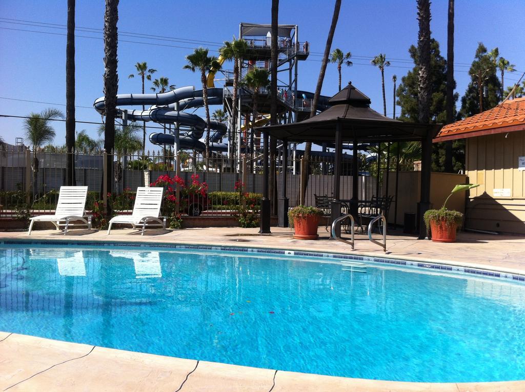 Best Inn & Suites Buena Park Eksteriør billede