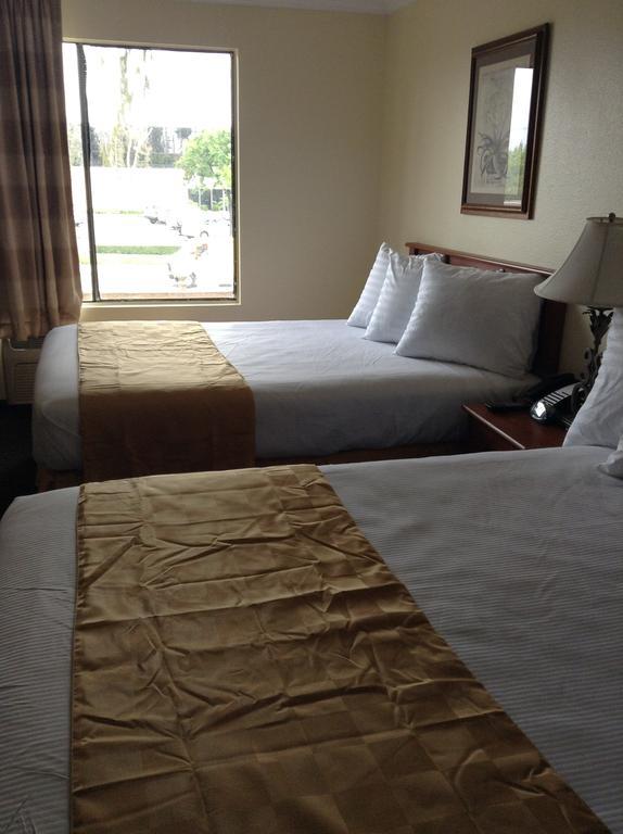 Best Inn & Suites Buena Park Eksteriør billede